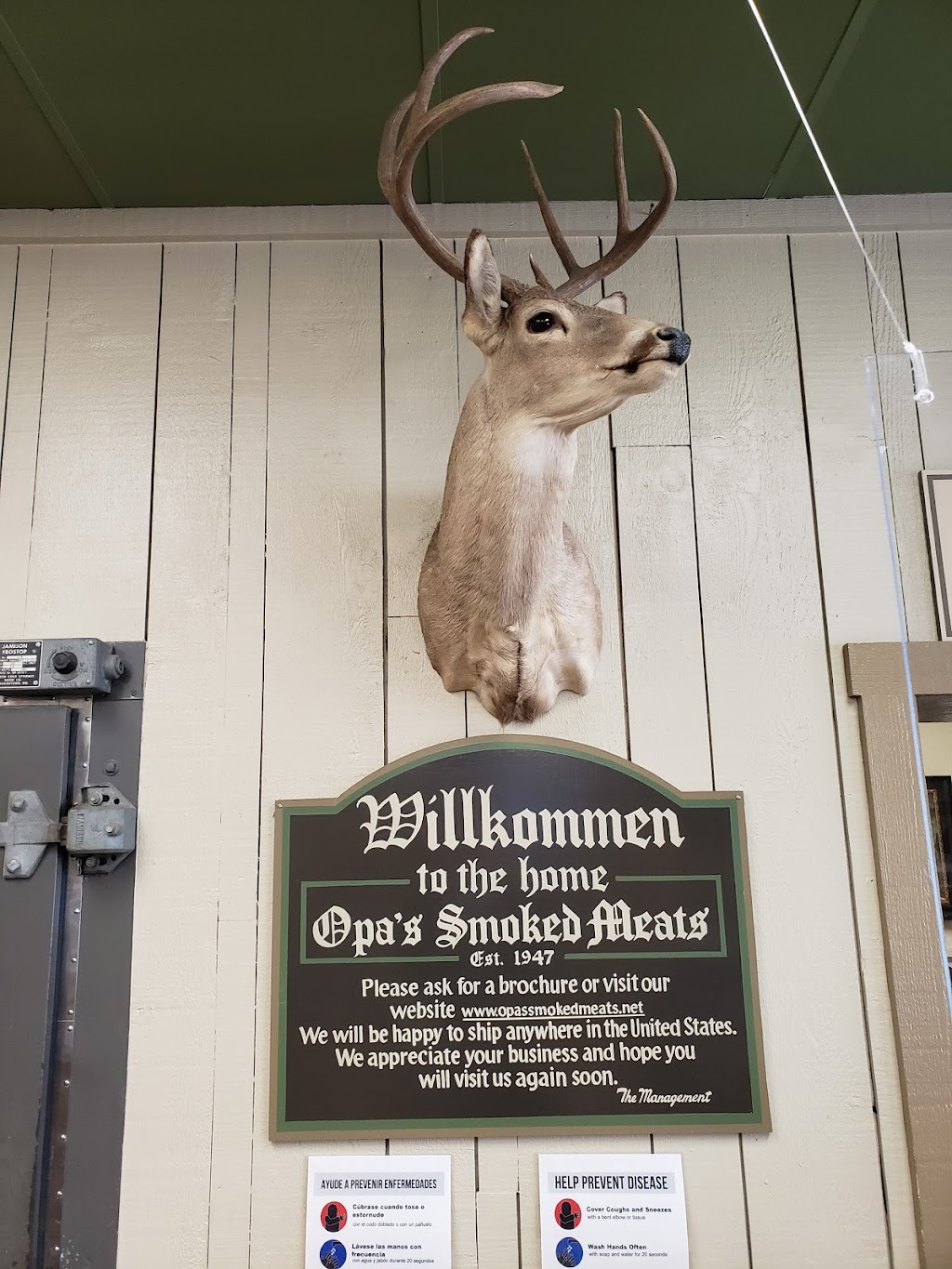 Opas Smoked Meat | restaurant | 410 S Washington St, Fredericksburg, TX 78624, USA | 8309973358 OR +1 830-997-3358