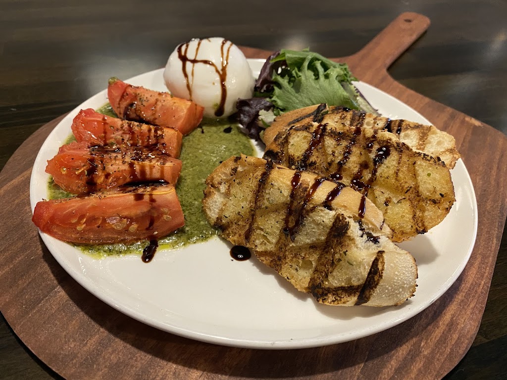 Sauced Pizzeria & Bar | restaurant | 114 S Washington St, Hinsdale, IL 60521, USA | 6306544600 OR +1 630-654-4600