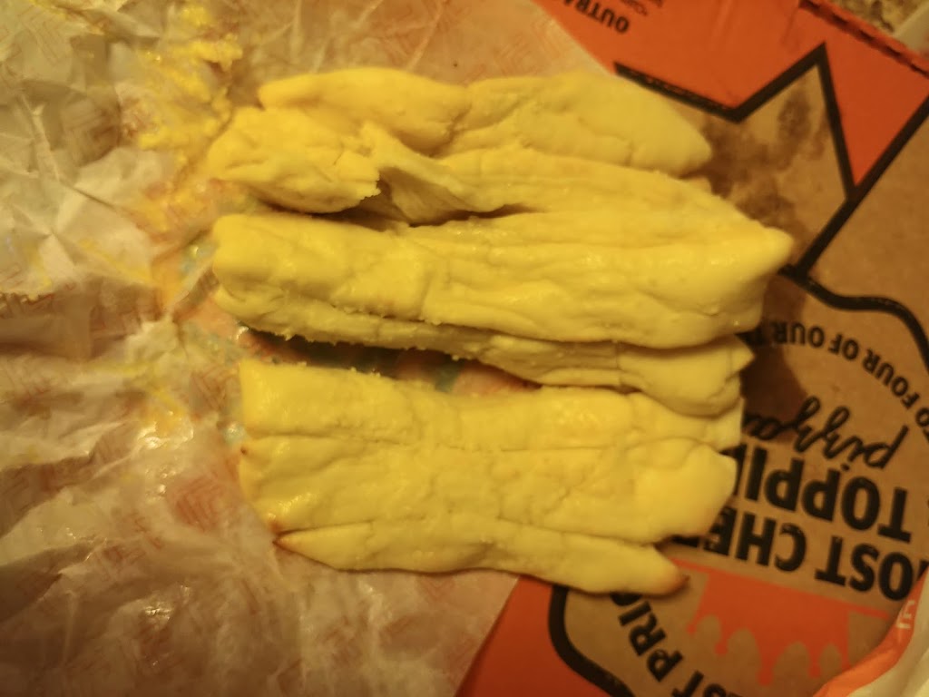 Little Caesars Pizza | restaurant | 3320 CY Ave, Casper, WY 82604, USA | 3075770000 OR +1 307-577-0000