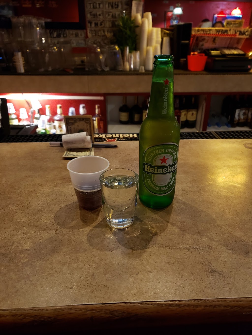 Checkerboard Pizza Eastside/ Checkerbar | restaurant | 992 Arcade St, St Paul, MN 55106, USA | 6517721020 OR +1 651-772-1020