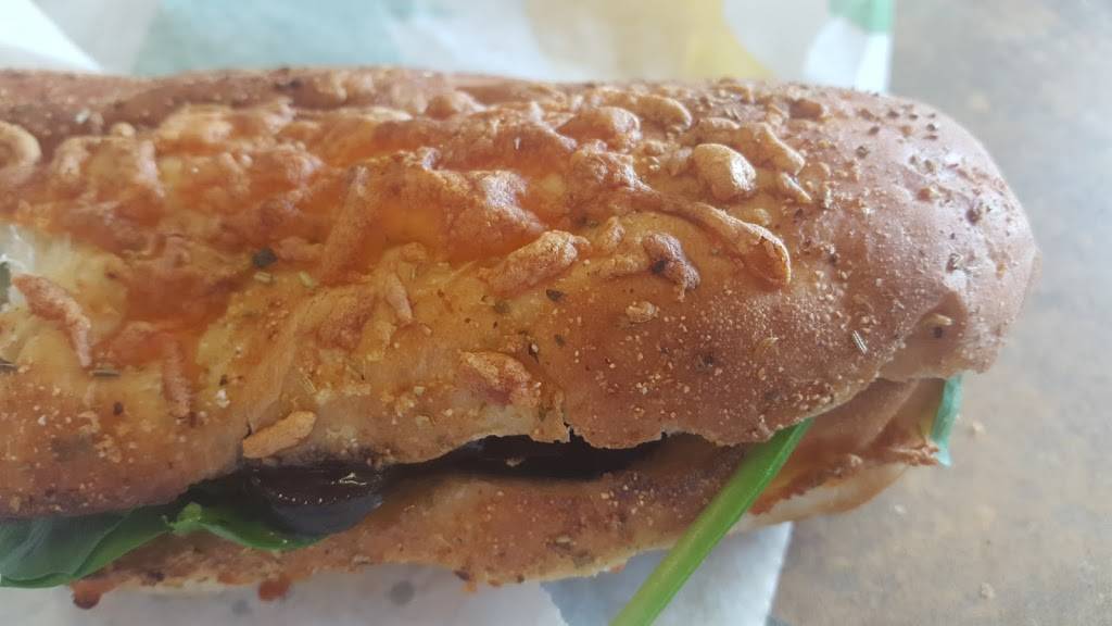 Subway Restaurants | restaurant | 822 Ridge Rd Ste C, Munster, IN 46321, USA | 2198365252 OR +1 219-836-5252