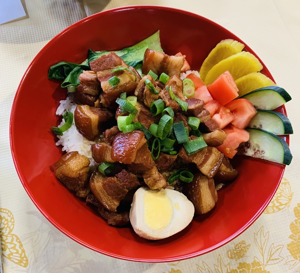 Delicacies of Asia | restaurant | 506 State St, Madison, WI 53703, USA | 6084676211 OR +1 608-467-6211