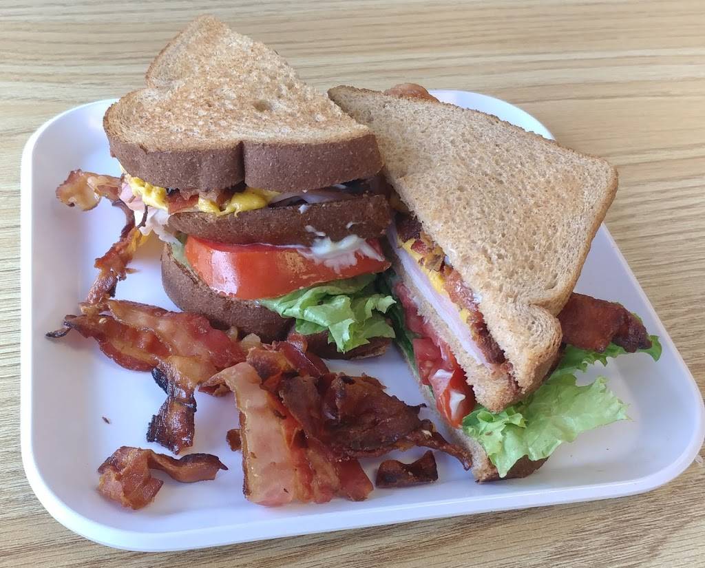 Ye Ole Fashioned Ice Cream | restaurant | 474 Savannah Hwy, Charleston, SC 29407, USA | 8437664854 OR +1 843-766-4854