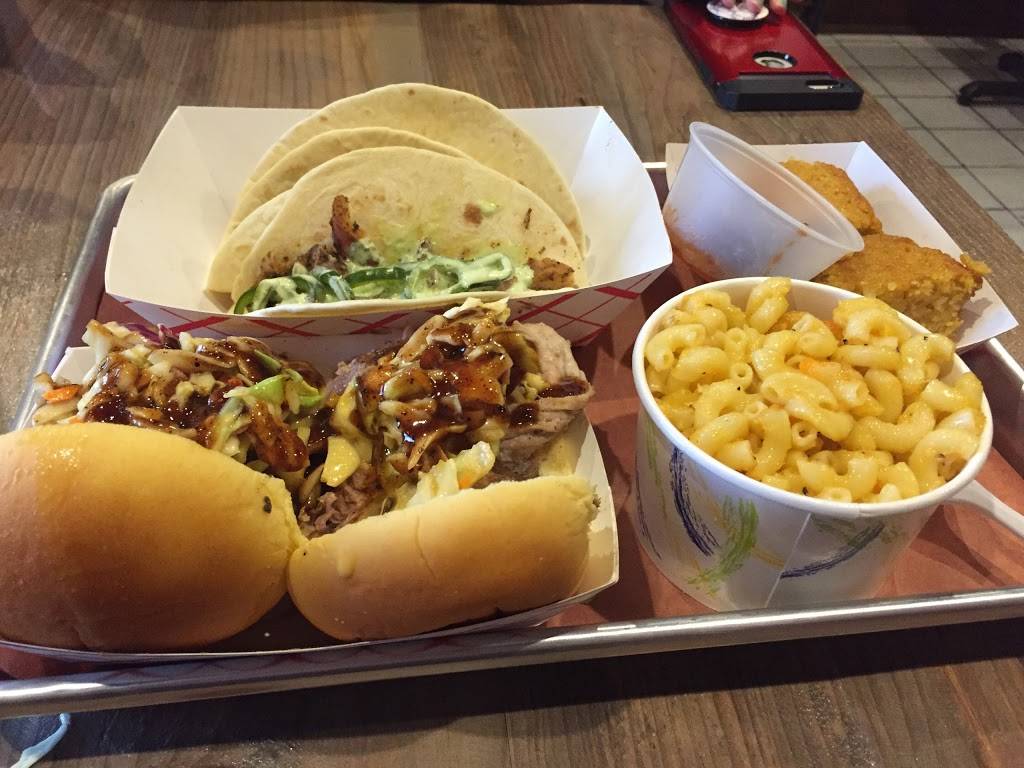 OINK and MOO BBQ | restaurant | 910 Haddonfield-Berlin Rd Suite 3, Voorhees Township, NJ 08043, USA | 8562827630 OR +1 856-282-7630