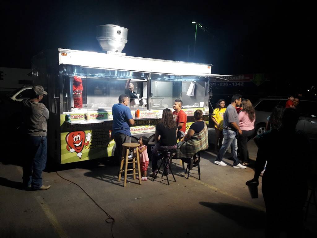 Tacos de trompo los gueros | restaurant | S, 7489-7569 Hwy 6, Houston, TX 77083, USA | 8327272557 OR +1 832-727-2557