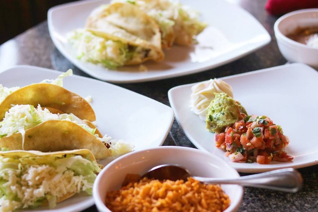 Carmelitas Mexican Restaurant | restaurant | 204 Riverside Ave, Roseville, CA 95678, USA | 9167830411 OR +1 916-783-0411