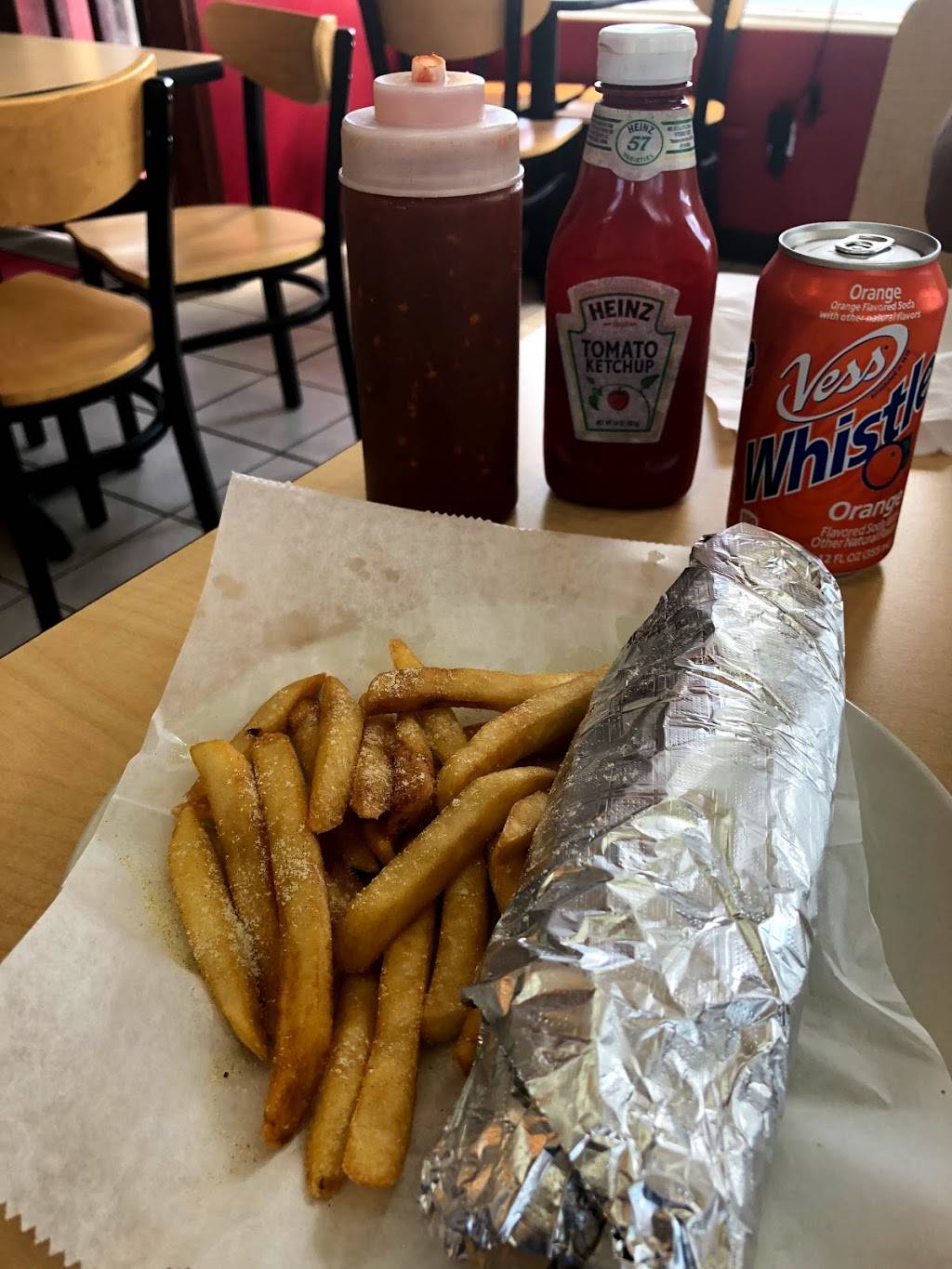 Omars Grill | restaurant | 10111 St Charles Rock Rd, St Ann, MO 63074, USA | 3144296881 OR +1 314-429-6881