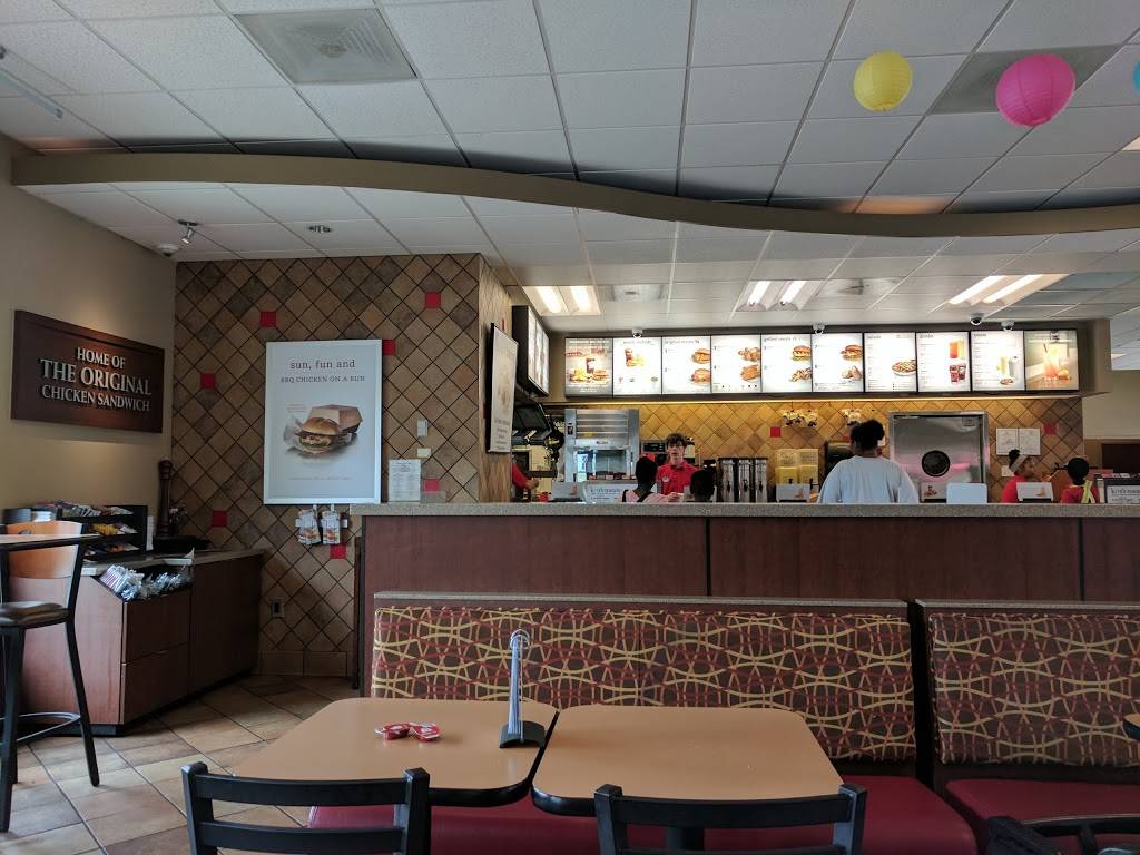 Chick-fil-A | restaurant | 4443 S Laburnum Ave, Richmond, VA 23231, USA | 8042364601 OR +1 804-236-4601