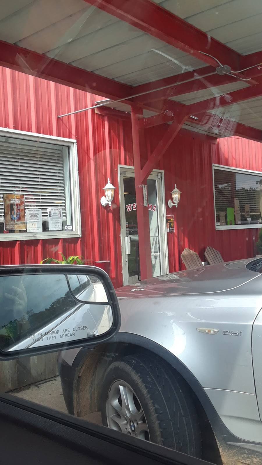 Joes Italian Grill And Restaurant | restaurant | 13281 TX-150, Coldspring, TX 77331, USA | 9366532170 OR +1 936-653-2170