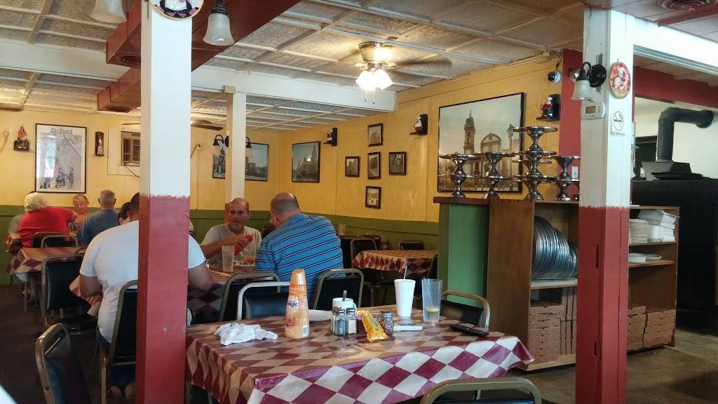 Pinos Pizza | restaurant | 6288 Buggs Island Rd, Boydton, VA 23917, USA | 4347386999 OR +1 434-738-6999