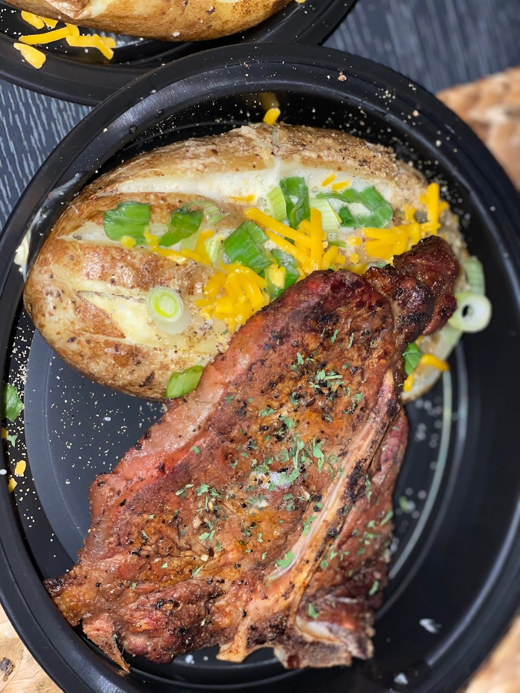 Blossom Potatoe | restaurant | 2099 Clark Rd, Gary, IN 46404, USA | 7089321950 OR +1 708-932-1950