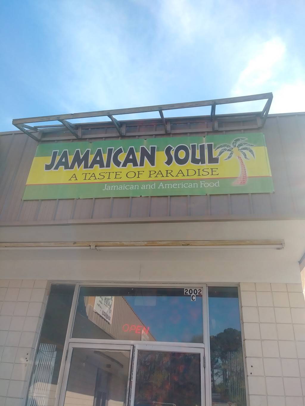 Jamaican Soul | restaurant | 2002 W 52nd St, Savannah, GA 31405, USA | 9128568199 OR +1 912-856-8199