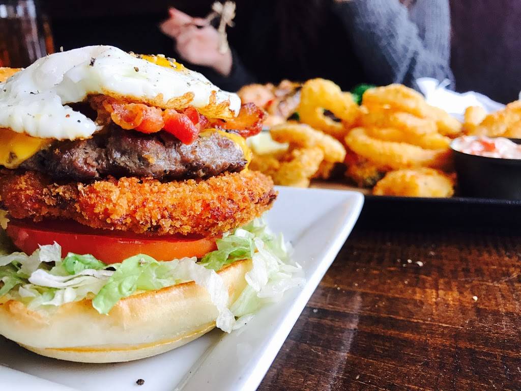 Kelseys Original Roadhouse | restaurant | 371 First St, Collingwood, ON L9Y 1B3, Canada | 7054445711 OR +1 705-444-5711