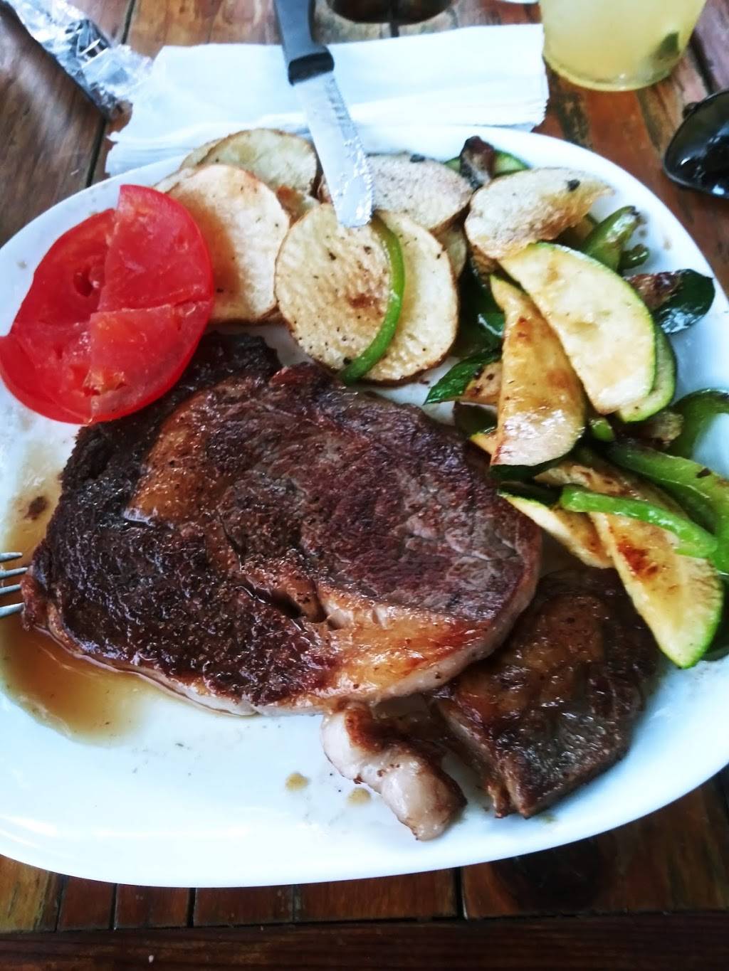 Boathouse Restaurant | restaurant | 2685 Lakeshore Blvd, Nice, CA 95464, USA | 7072741100 OR +1 707-274-1100