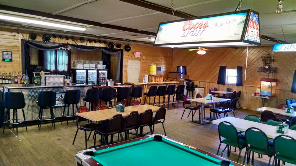 The Green Lantern Bar & Grill | restaurant | 13184 County Rd 8 SE, Brainerd, MN 56401, USA | 2187642323 OR +1 218-764-2323