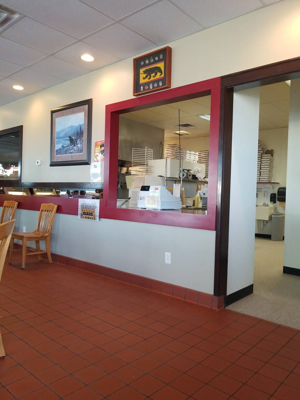 Pizza King | meal delivery | 836 US-27, Berne, IN 46711, USA | 2605893515 OR +1 260-589-3515