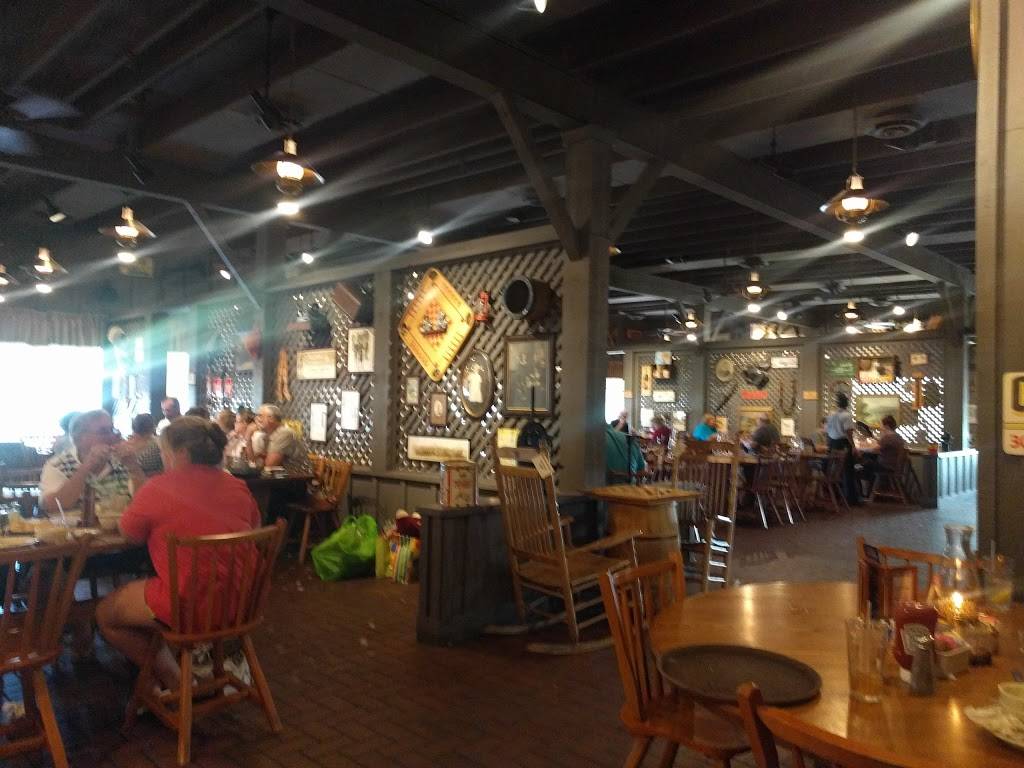 Cracker Barrel Old Country Store | restaurant | 1270 Cross Creek Dr, Saltillo, MS 38866, USA | 6626200820 OR +1 662-620-0820