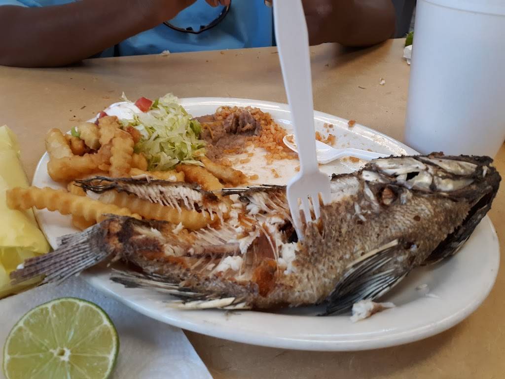 TACOMEX | restaurant | 7840 E Colfax Ave, Denver, CO 80220, USA | 3033947555 OR +1 303-394-7555