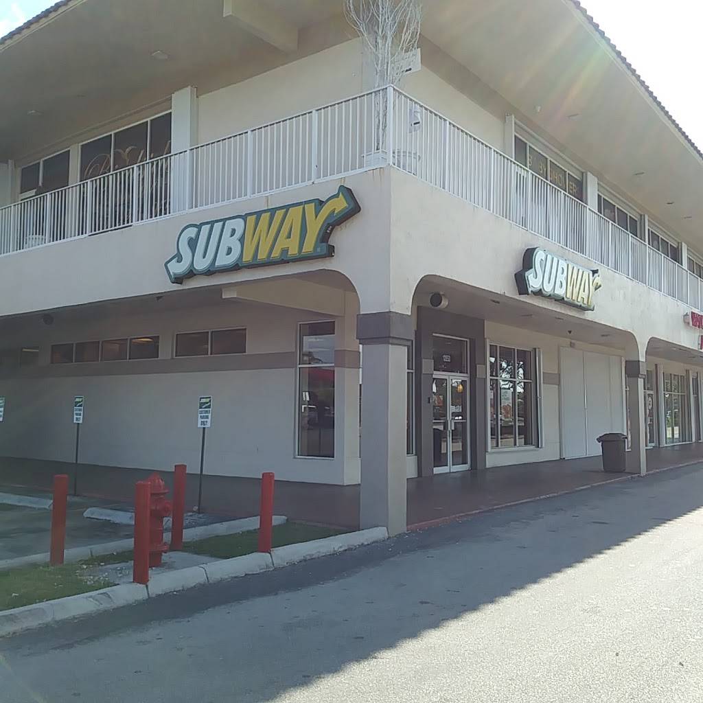 Subway | restaurant | 12853 SW 42nd St, Miami, FL 33175, USA | 3054562619 OR +1 305-456-2619