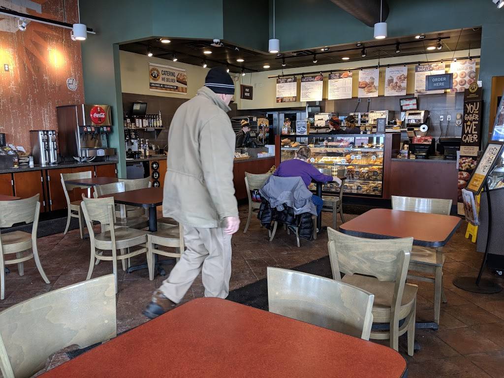 Einstein Bros. Bagels | bakery | 8366 Richardson Rd, Commerce Charter Twp, MI 48382, USA | 2483669898 OR +1 248-366-9898