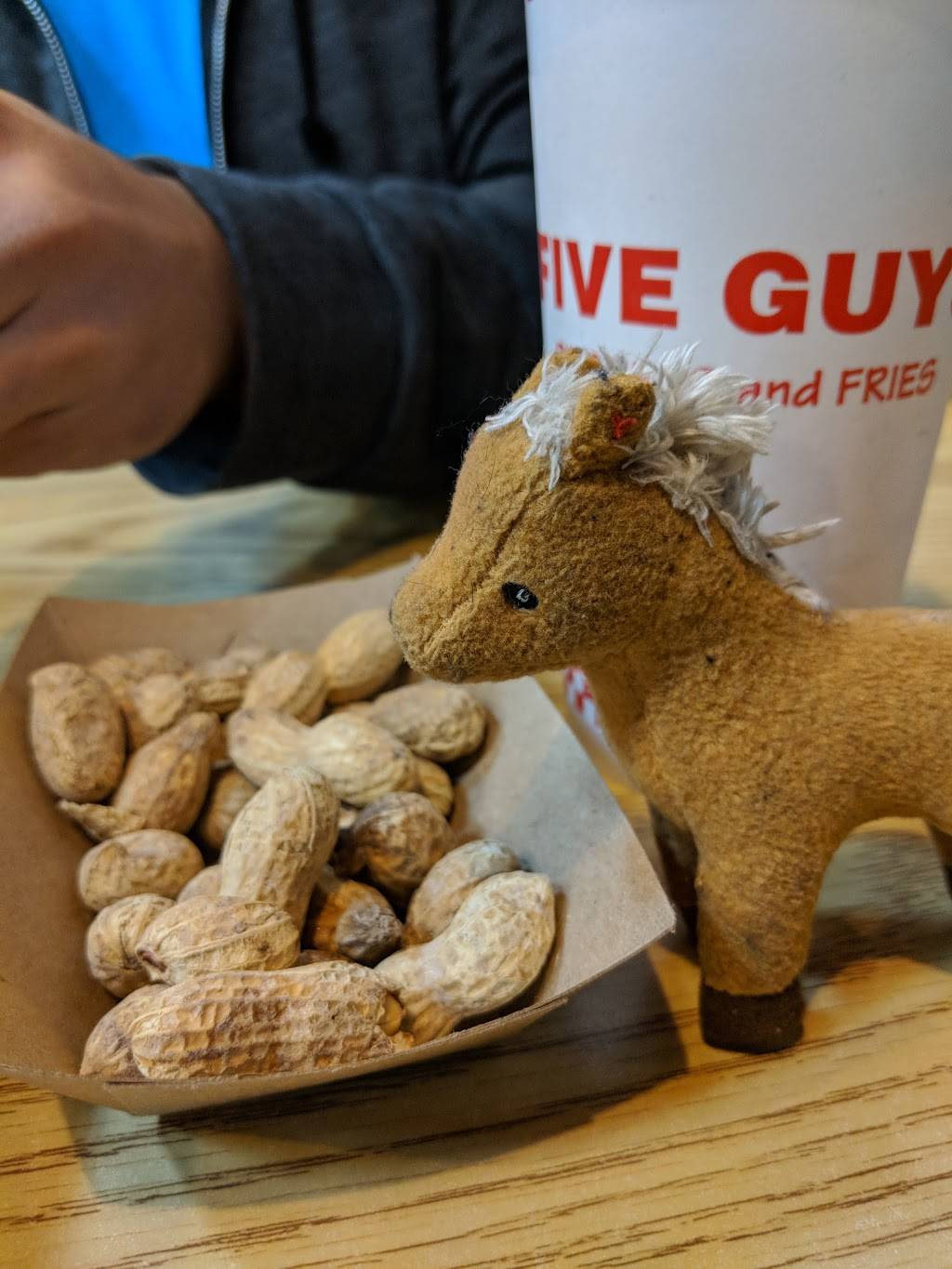 Five Guys | meal takeaway | 525 E Hospitality Ln, San Bernardino, CA 92408, USA | 9098905666 OR +1 909-890-5666