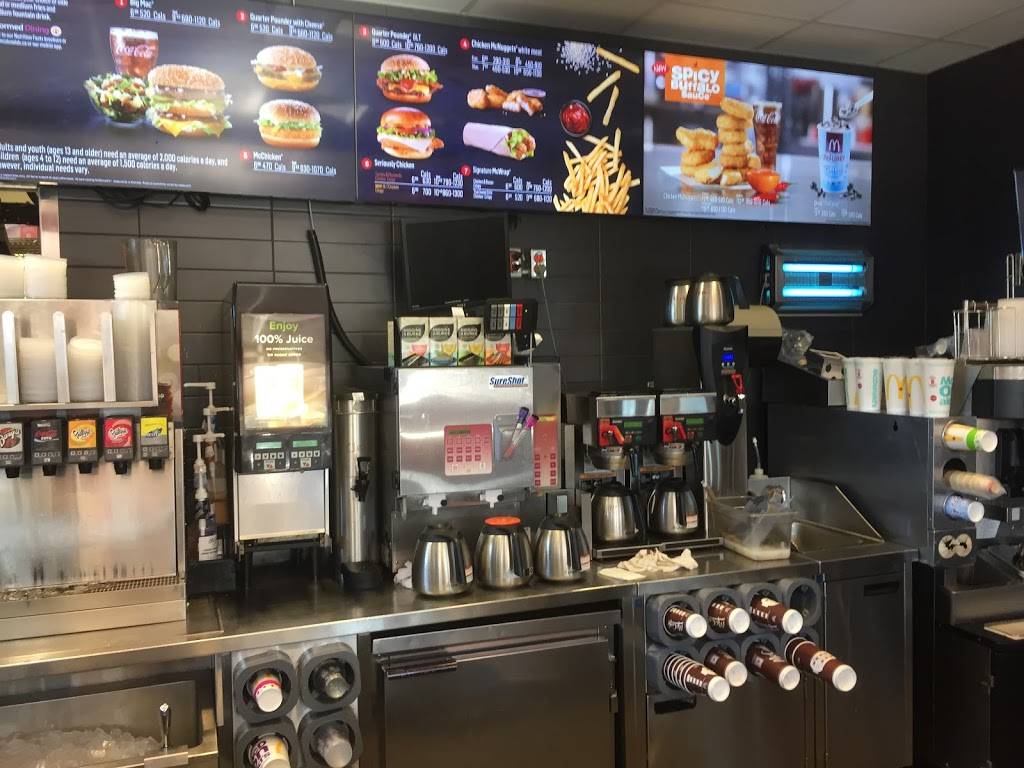 McDonalds | cafe | 57 Bridge St, Lakefield, ON K0L 2H0, Canada | 7056520226 OR +1 705-652-0226