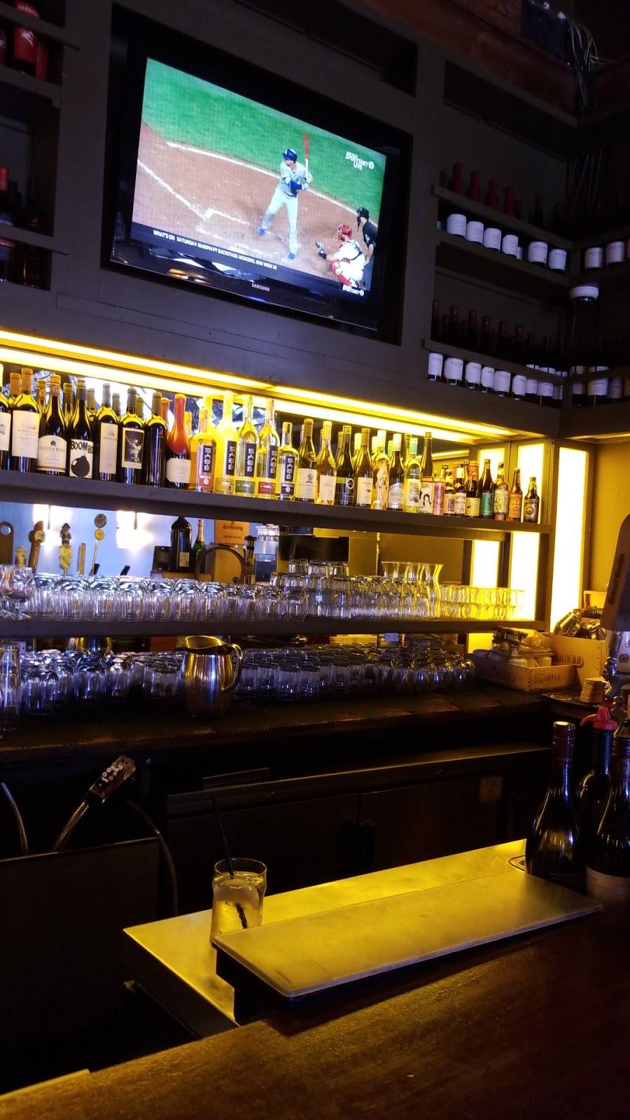 The Six Restaurant | restaurant | 10668 Pico Blvd, Los Angeles, CA 90064, USA | 3108376662 OR +1 310-837-6662