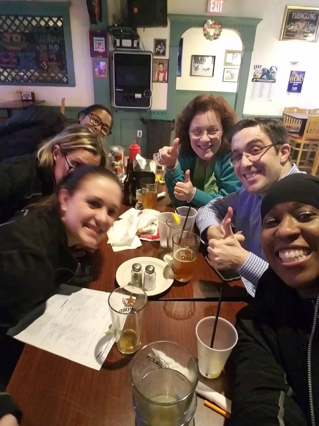 JD McGillicuddys | restaurant | 473 Leverington Avenue, Philadelphia, PA 19128, USA | 2673352672 OR +1 267-335-2672