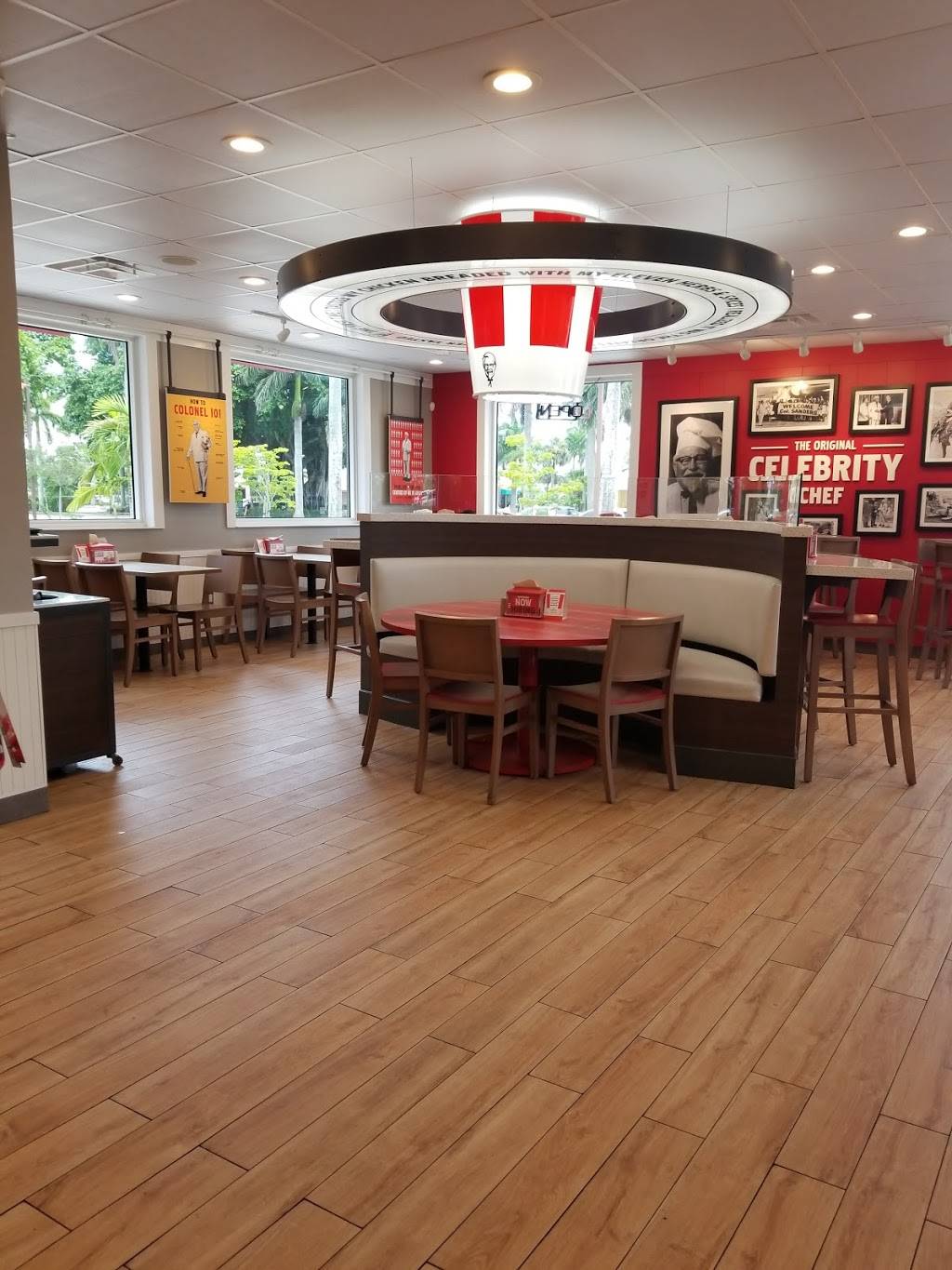 KFC | restaurant | 667 Royal Palm Beach Blvd, Royal Palm Beach, FL 33411, USA | 5617988803 OR +1 561-798-8803