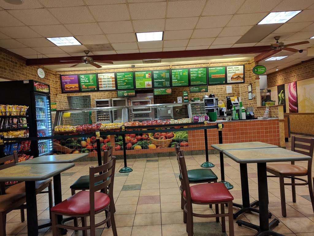 Subway | restaurant | 1510 Belle View Blvd, Alexandria, VA 22307, USA | 7037681734 OR +1 703-768-1734