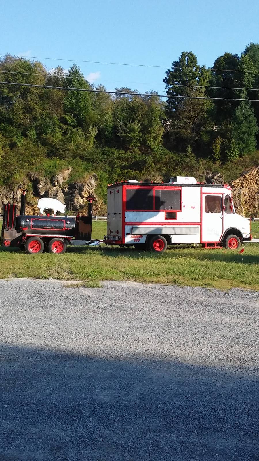 Robins Nest | restaurant | 1010 Trail of the Lonesome Pine, Cedar Bluff, VA 24609, USA | 2763458881 OR +1 276-345-8881