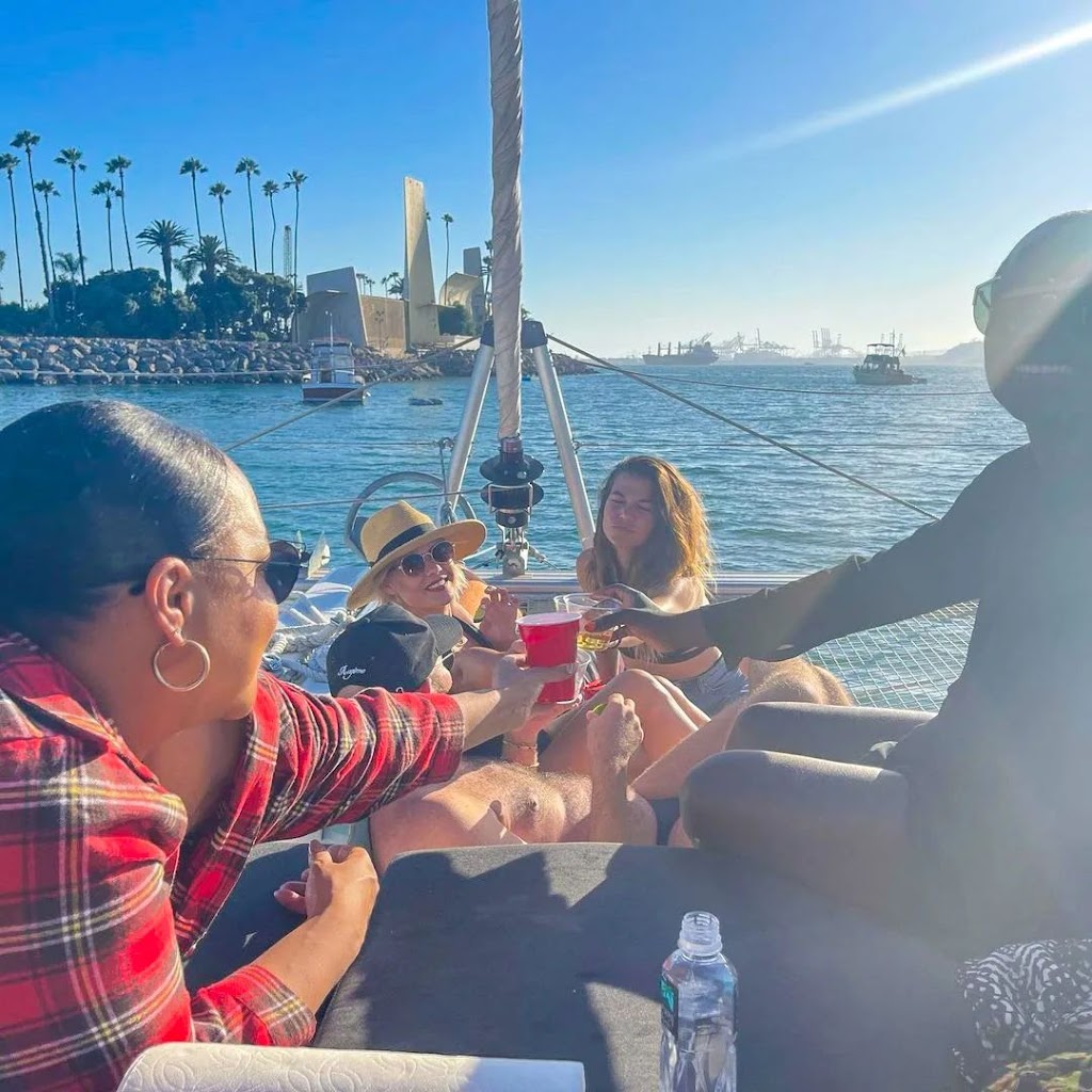 Shoreline Village | shopping mall | 429 Shoreline Village Drive, Long Beach, CA 90802, USA | 5624352668 OR +1 562-435-2668