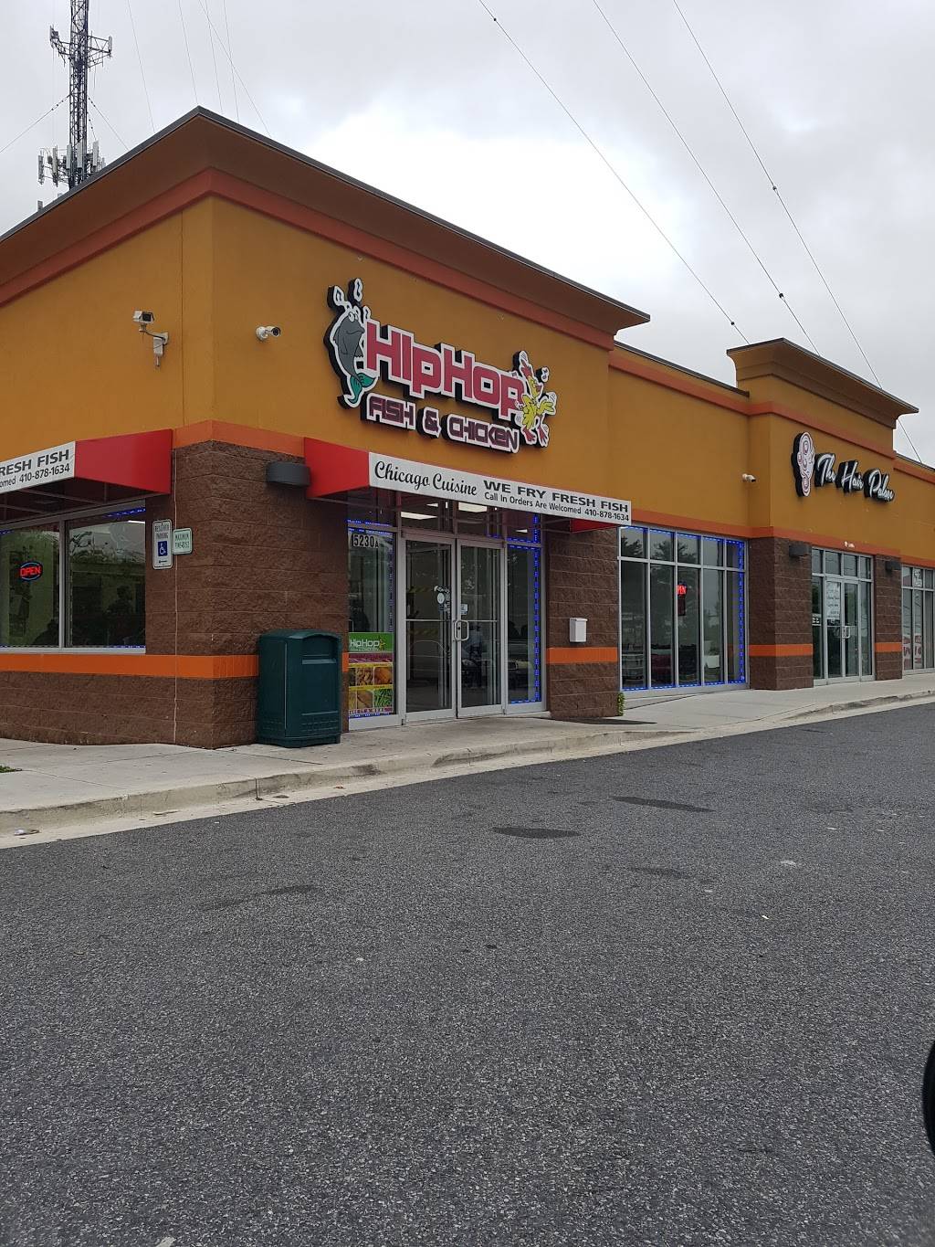 HipHop Fish & Chicken | restaurant | 5230 Moravia Rd, Baltimore, MD 21206, USA | 4108781634 OR +1 410-878-1634