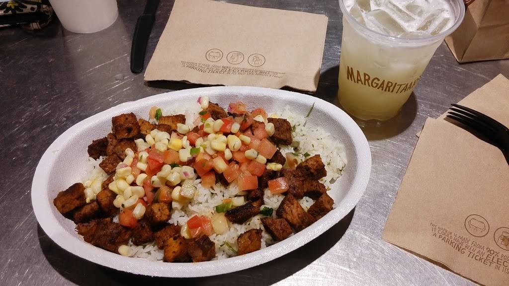 Chipotle Mexican Grill | restaurant | 488 S High St STE 100A, Columbus, OH 43215, USA | 6146212601 OR +1 614-621-2601