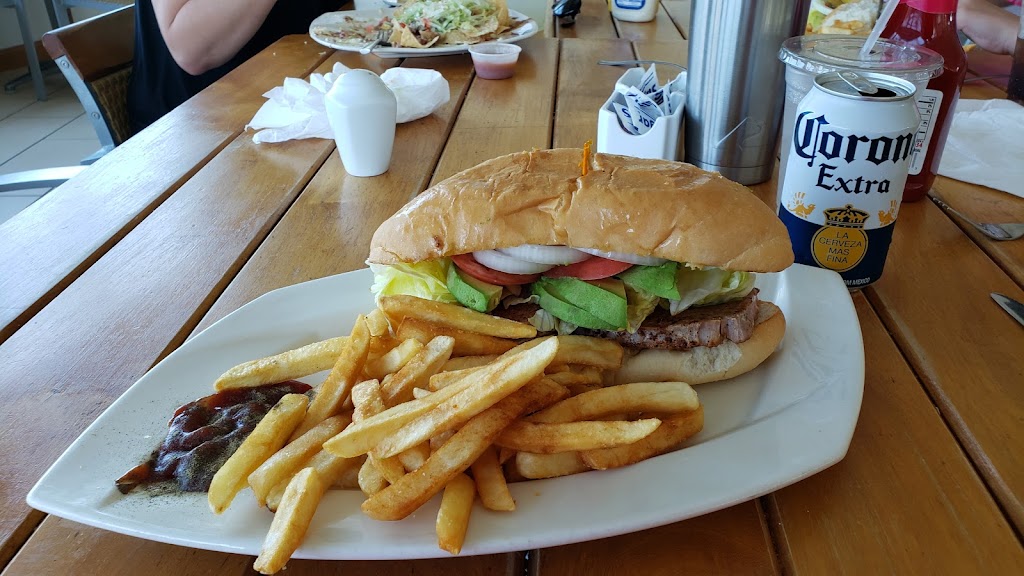 Las Olas | restaurant | 340 Padre Blvd, South Padre Island, TX 78597, USA | 9567612514 OR +1 956-761-2514