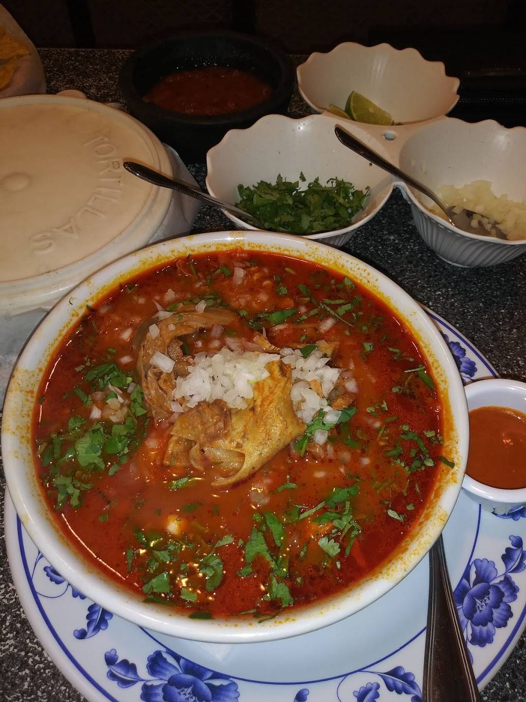 Robertas Cosina Mexicana | restaurant | 5635 Freeport Blvd, Sacramento, CA 95822, USA | 9164222878 OR +1 916-422-2878