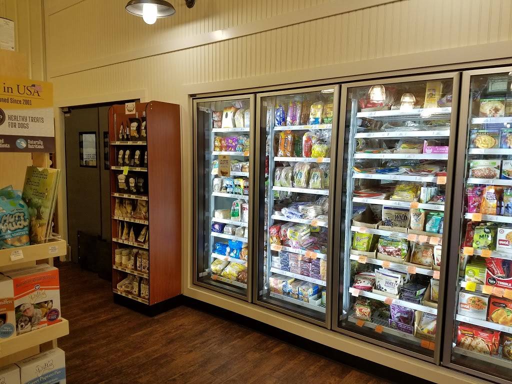 Four Seasons Natural Foods Store | restaurant | 120 Henry St, Saratoga Springs, NY 12866, USA | 5182909077 OR +1 518-290-9077