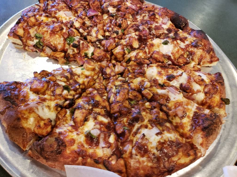 Rustys Pizza | restaurant | 5430 Olive Dr, Bakersfield, CA 93308, USA | 6618355555 OR +1 661-835-5555
