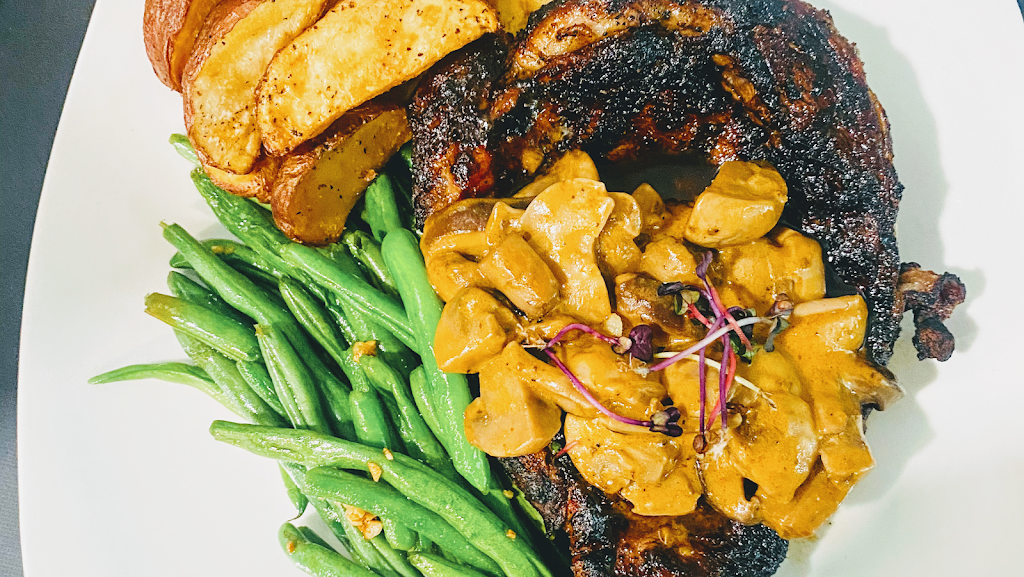 Roxyhall&Bistro | restaurant | 6139 Ridge Ave, Philadelphia, PA 19128, USA | 2677097699 OR +1 267-709-7699