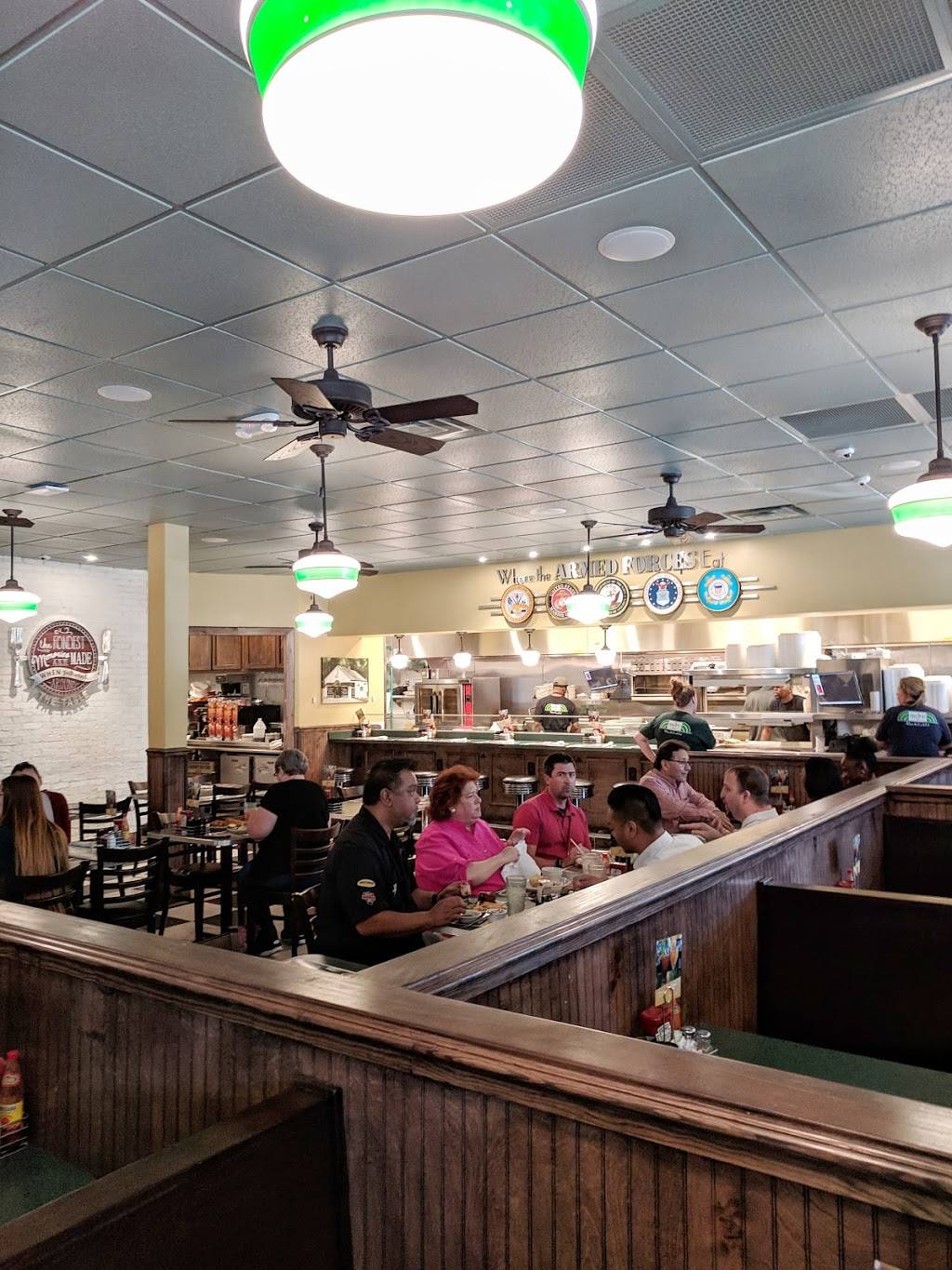 Metro Diner | cafe | 1124 Volvo Pkwy, Chesapeake, VA 23320, USA | 7576450203 OR +1 757-645-0203