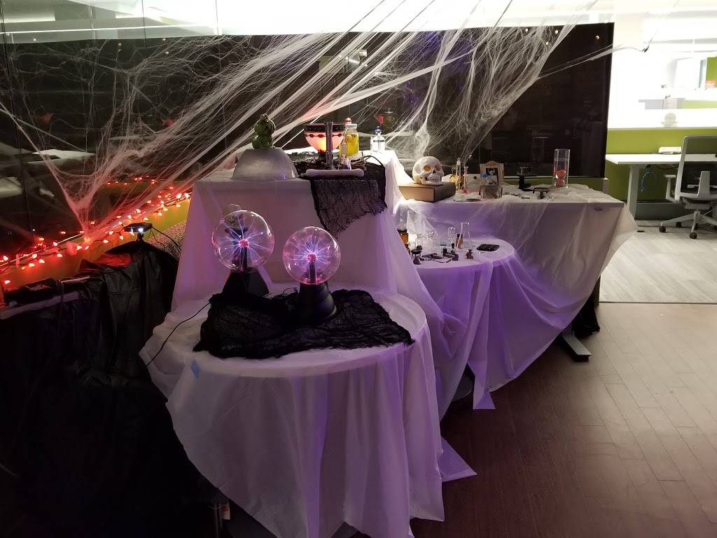 Northeast Pizza | restaurant | 17-29 Main St, Webster, MA 01570, USA | 5089493409 OR +1 508-949-3409