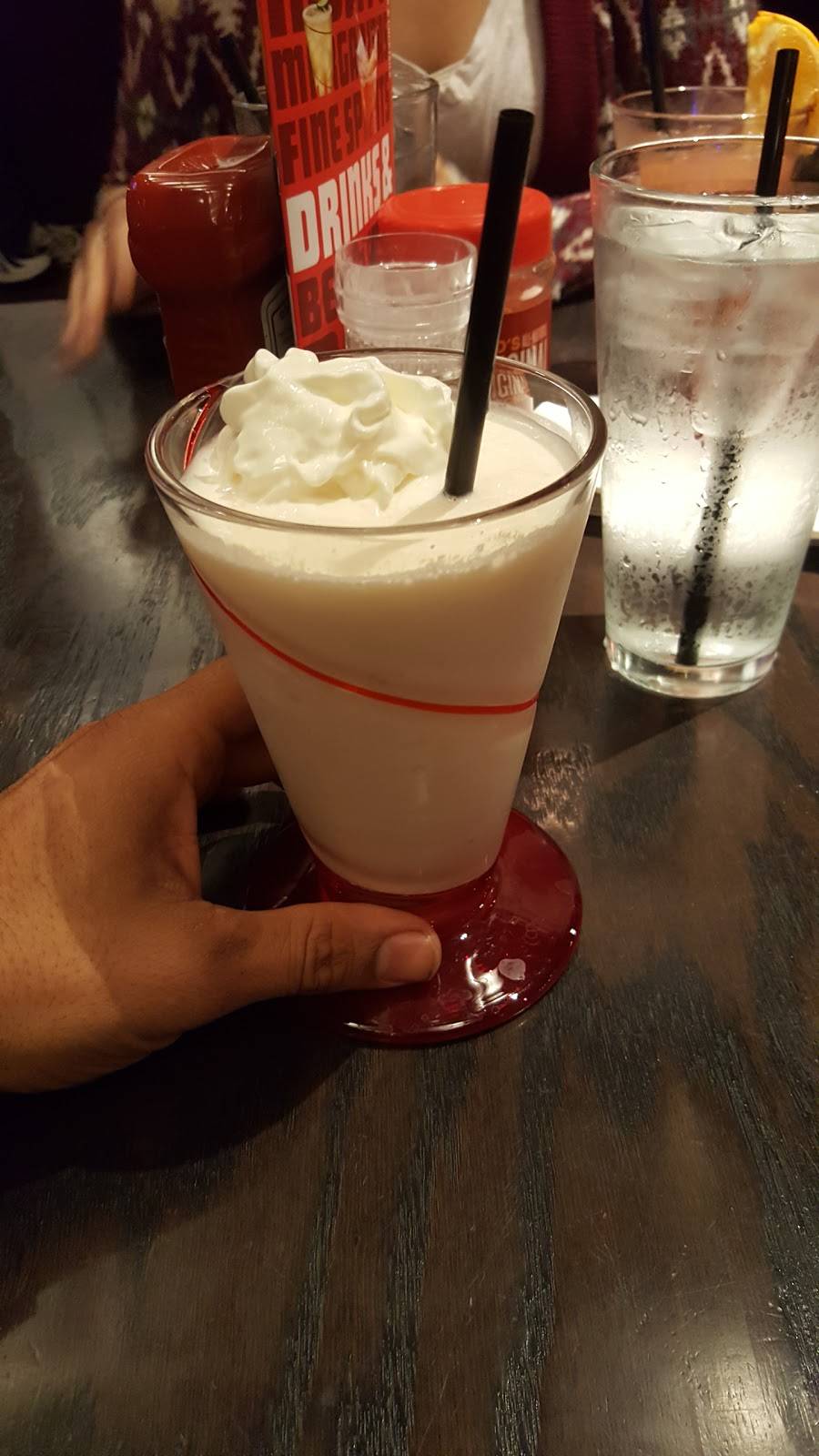 Red Robin Gourmet Burgers and Brews | restaurant | 719 N 10th St, Renton, WA 98057, USA | 4252710433 OR +1 425-271-0433