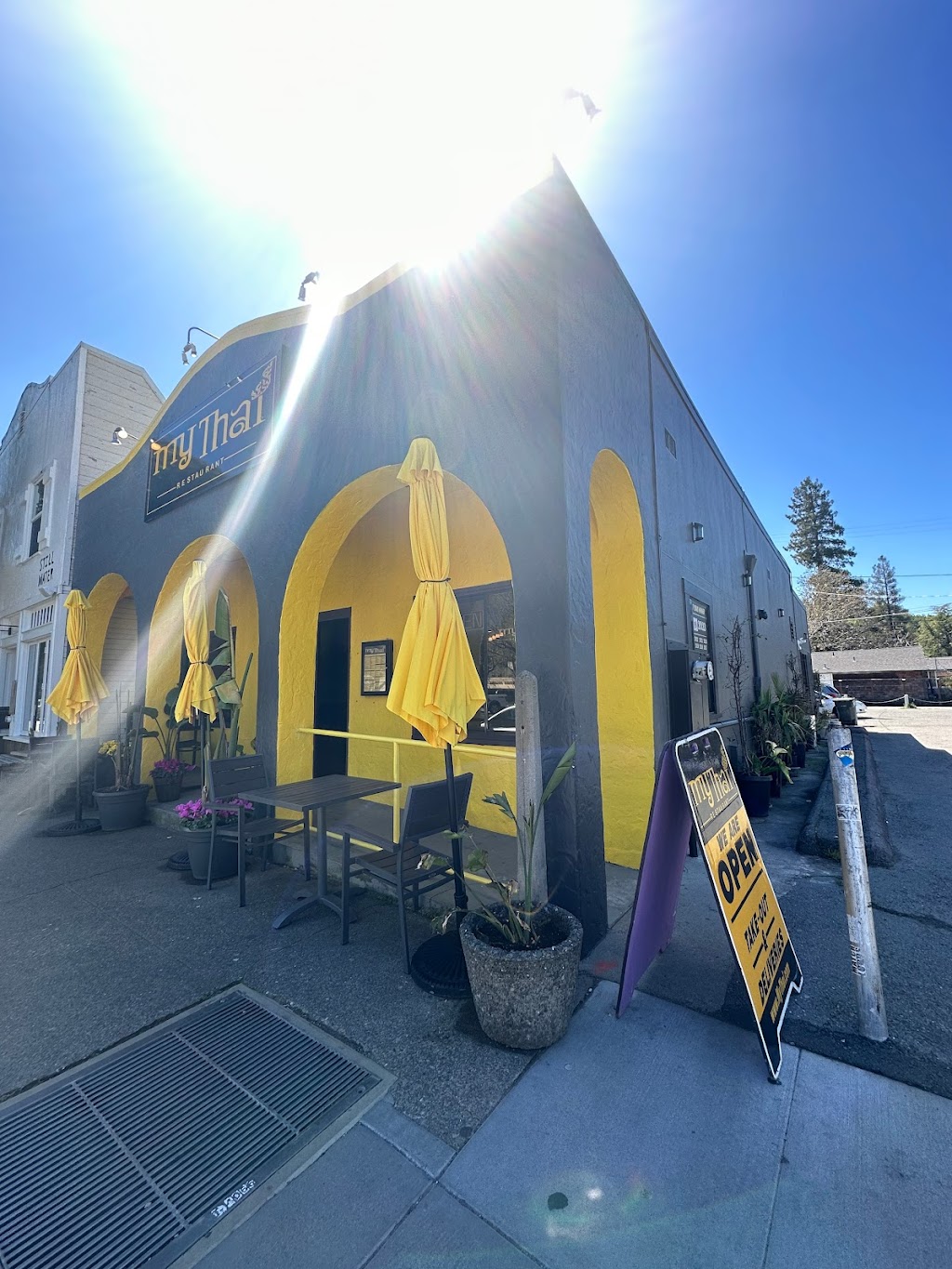 My Thai Fairfax | restaurant | 25 Broadway, Fairfax, CA 94930, USA | 4154535967 OR +1 415-453-5967