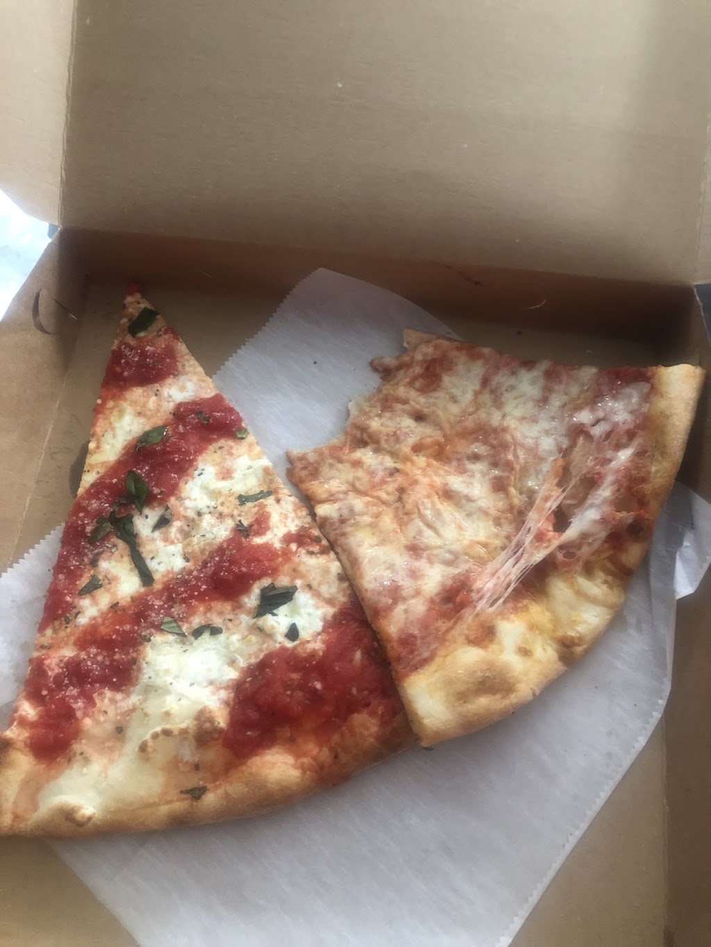 Amore Pizza Cafe | meal takeaway | 370 W 58th St, New York, NY 10019, USA | 2125814200 OR +1 212-581-4200