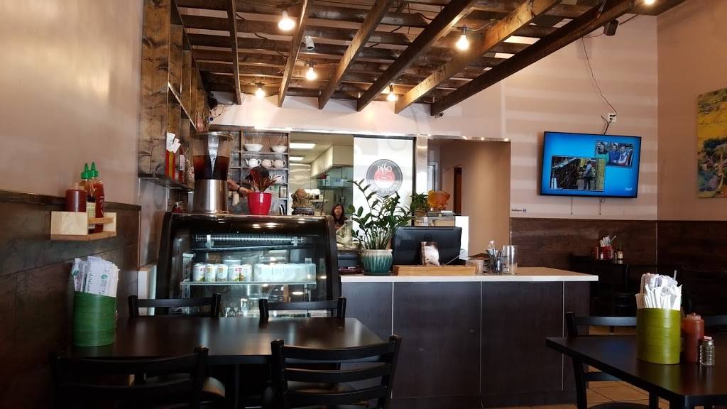 Pho Que Huong | restaurant | 400 N Greenville Ave Suite 15, Richardson, TX 75081, USA | 9728699999 OR +1 972-869-9999