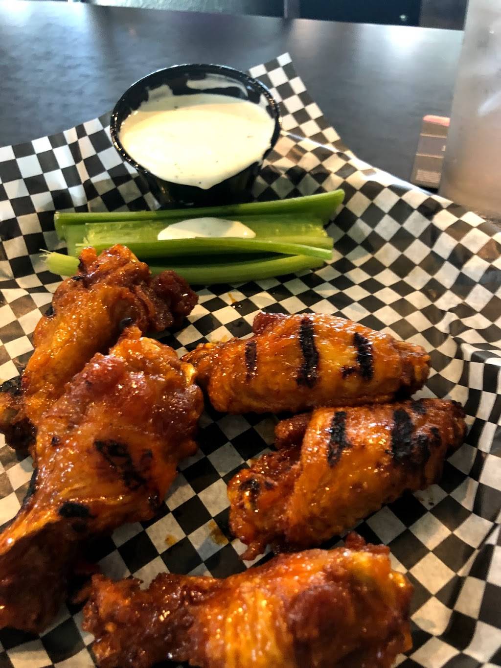 Tailgators Grill | restaurant | 4130 Halifax Rd, South Boston, VA 24592, USA | 4345750229 OR +1 434-575-0229