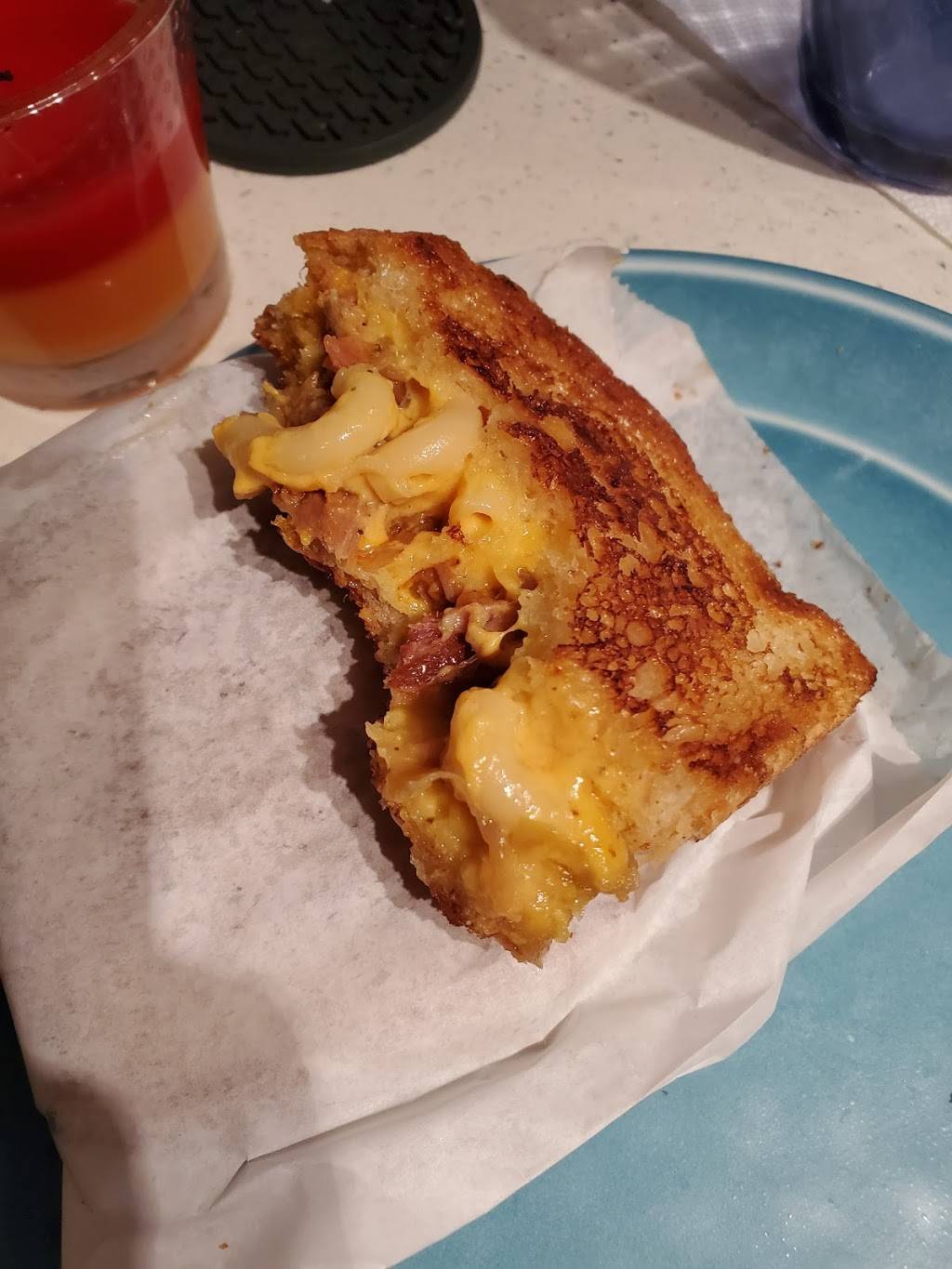 The Grilled Cheese Truck | restaurant | 7031 Canby Ave, Reseda, CA 91335, USA | 8183451875 OR +1 818-345-1875