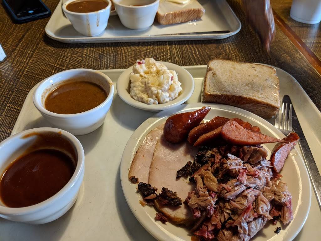 Bodacious Bar-B-Q | restaurant | 1206 E Division St, Arlington, TX 76011, USA | 8178604248 OR +1 817-860-4248