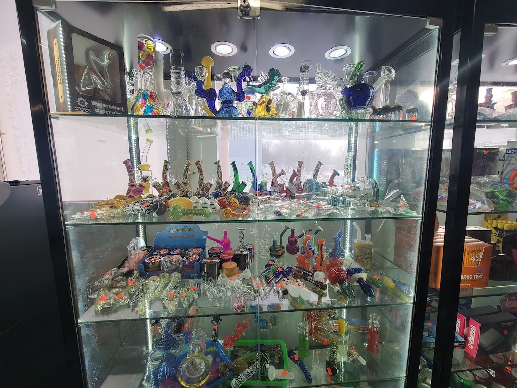 Hunt Brothers Pizza | restaurant | 404 W Main St, Austin, IN 47102, USA | 8124133339 OR +1 812-413-3339