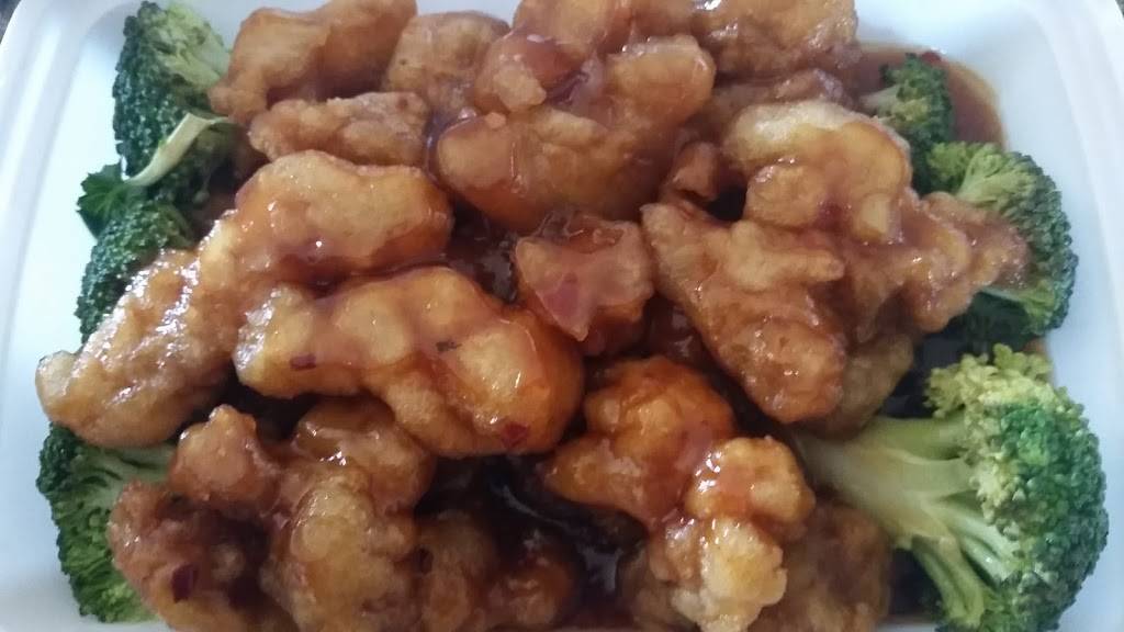 Asian House | restaurant | 1 Dempsey Rd, Madison, WI 53714, USA | 6082680005 OR +1 608-268-0005